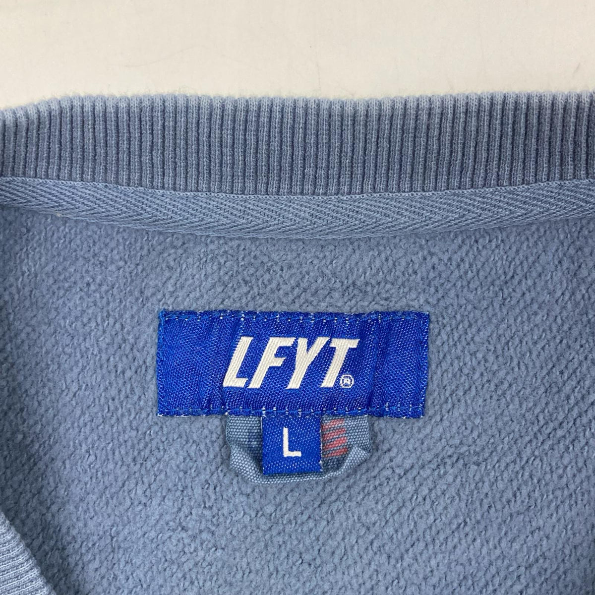 LFYT エルエフワイティー LE230702 ブルー 長袖 スウェット トップス