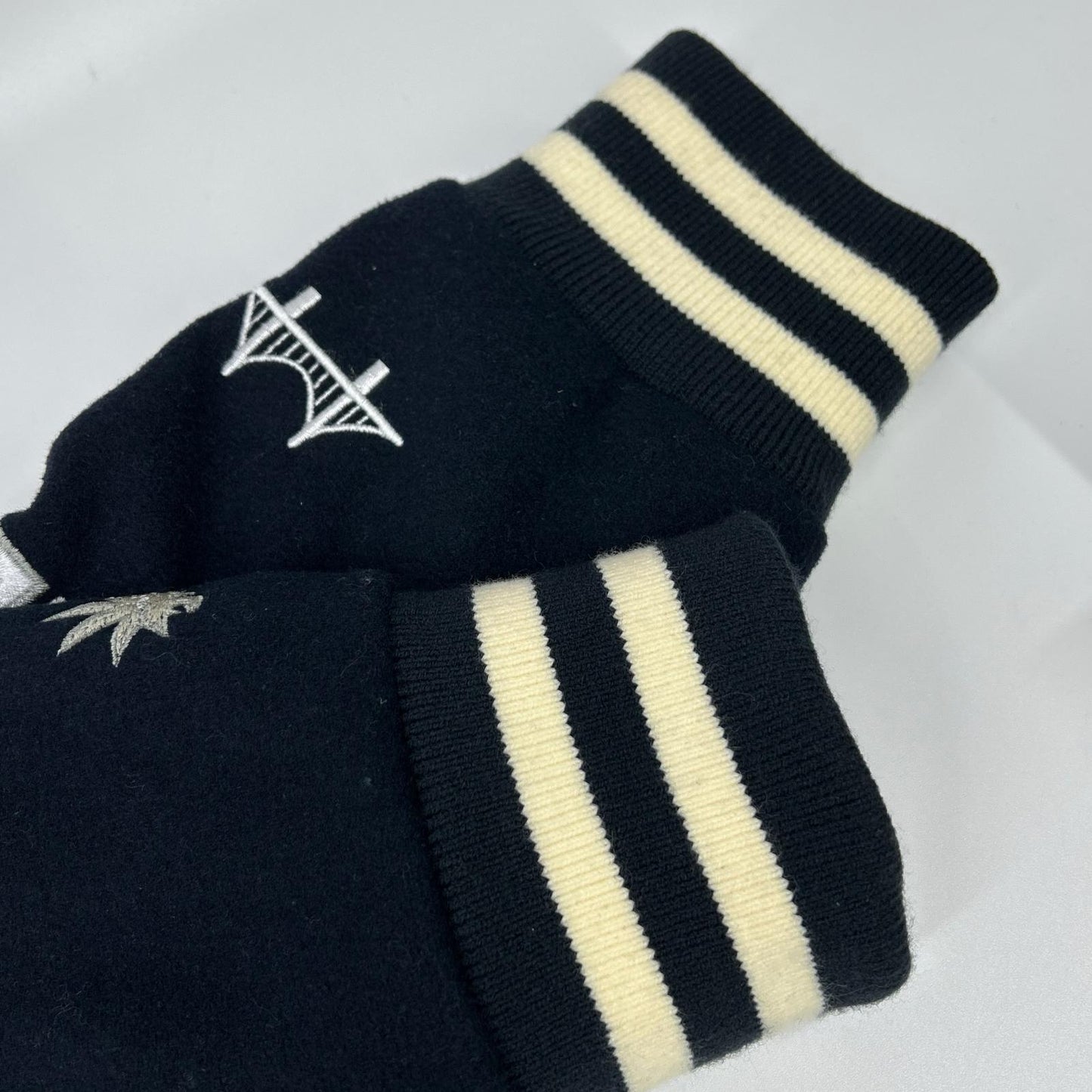 HUF ハフ JK00368 ネイビー 20 Year Classic H Varsity スタジアムジャケット ジャケット