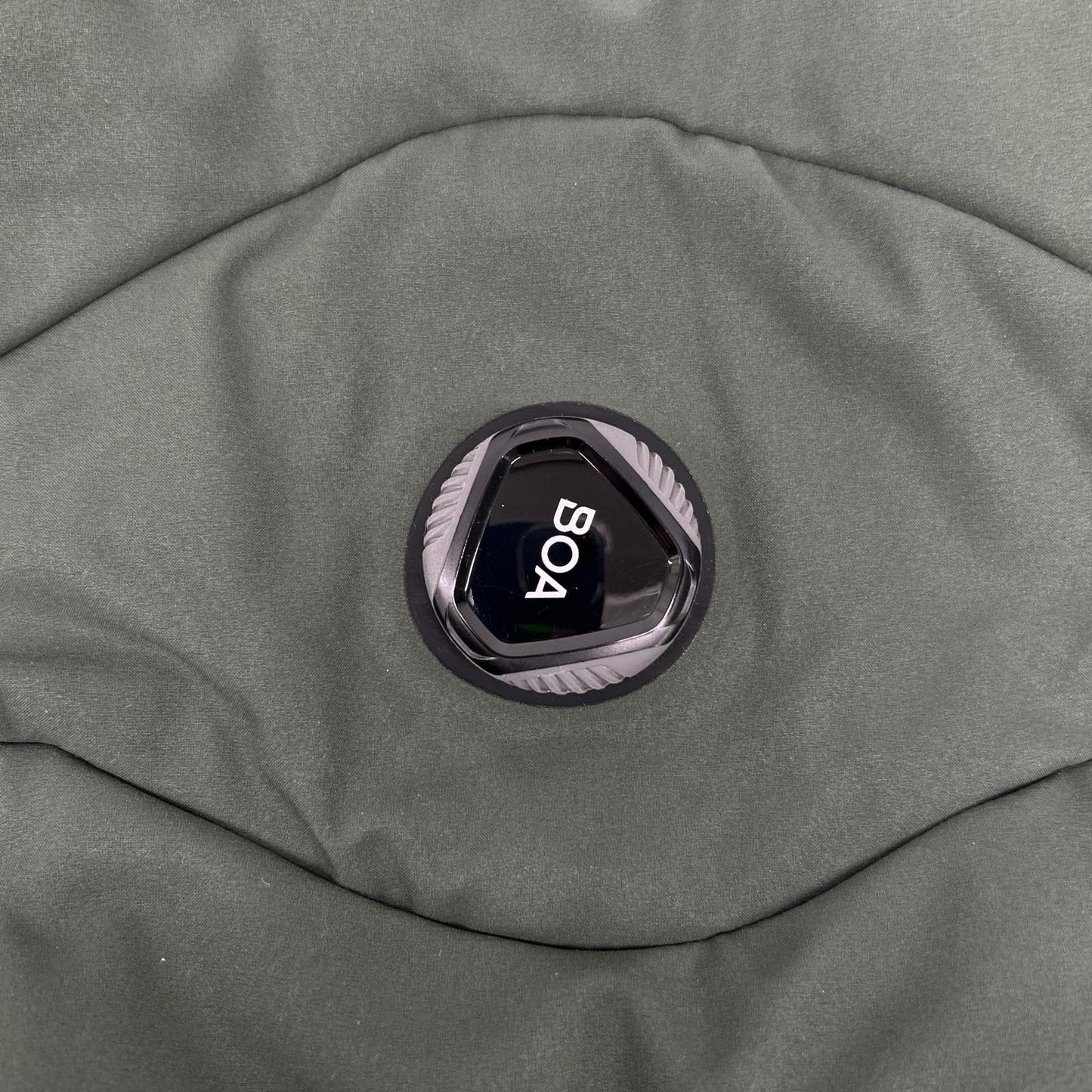 DESCENTE デサント 【水沢ダウン】DOR-G8946k カーキ SHUTTLE ダウンジャケット ジャケット
