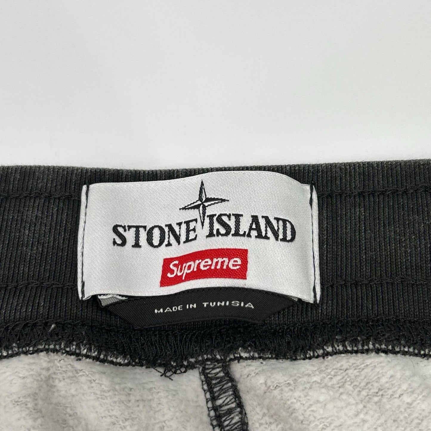 STONE ISLAND ストーンアイランド 【×SUPREME】22SS 7625602S2 ブラック Stripe Sweatpant ボトムス