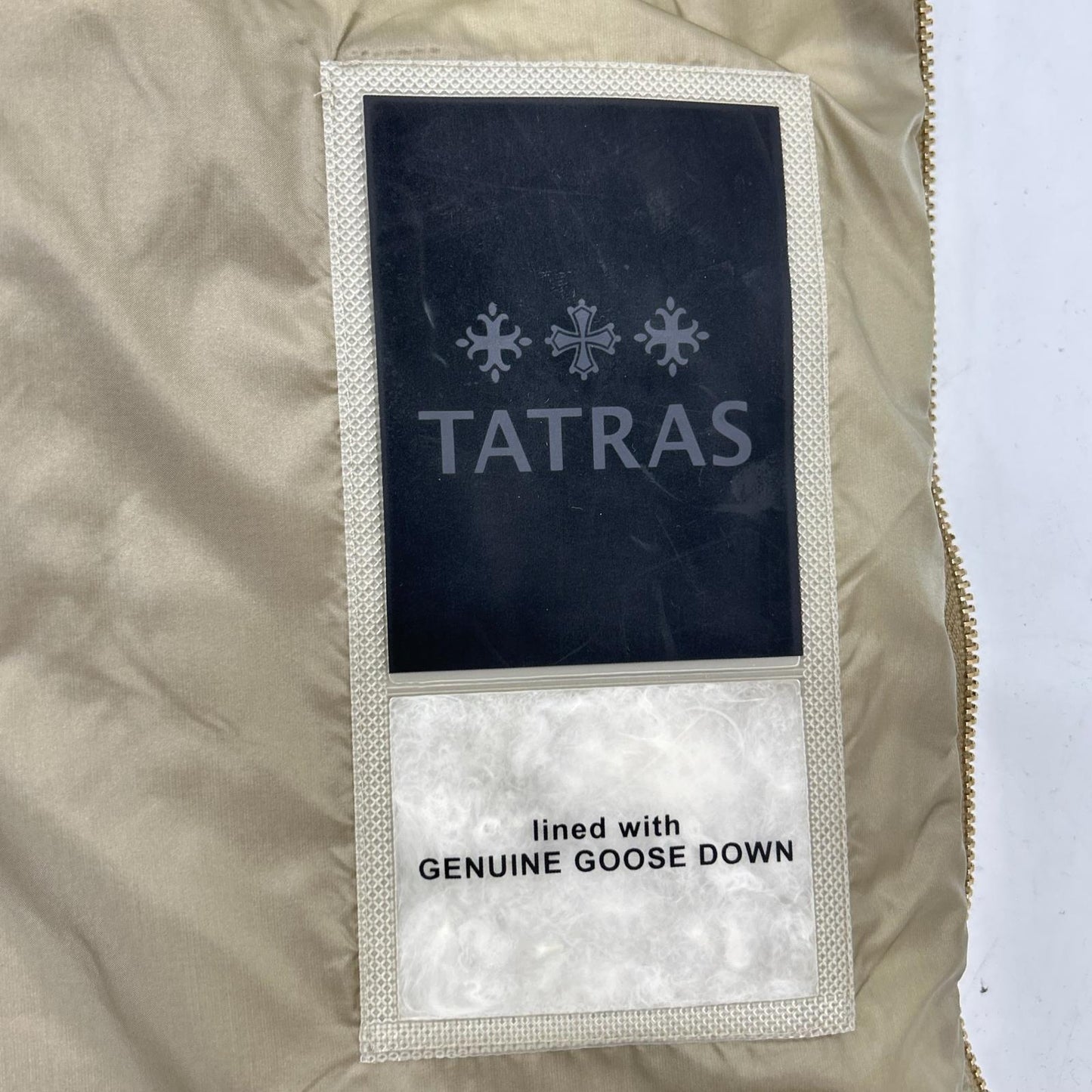 TATRAS タトラス LTK20A4225 20年製ベージュ CHATANGA ダウンベスト ベスト