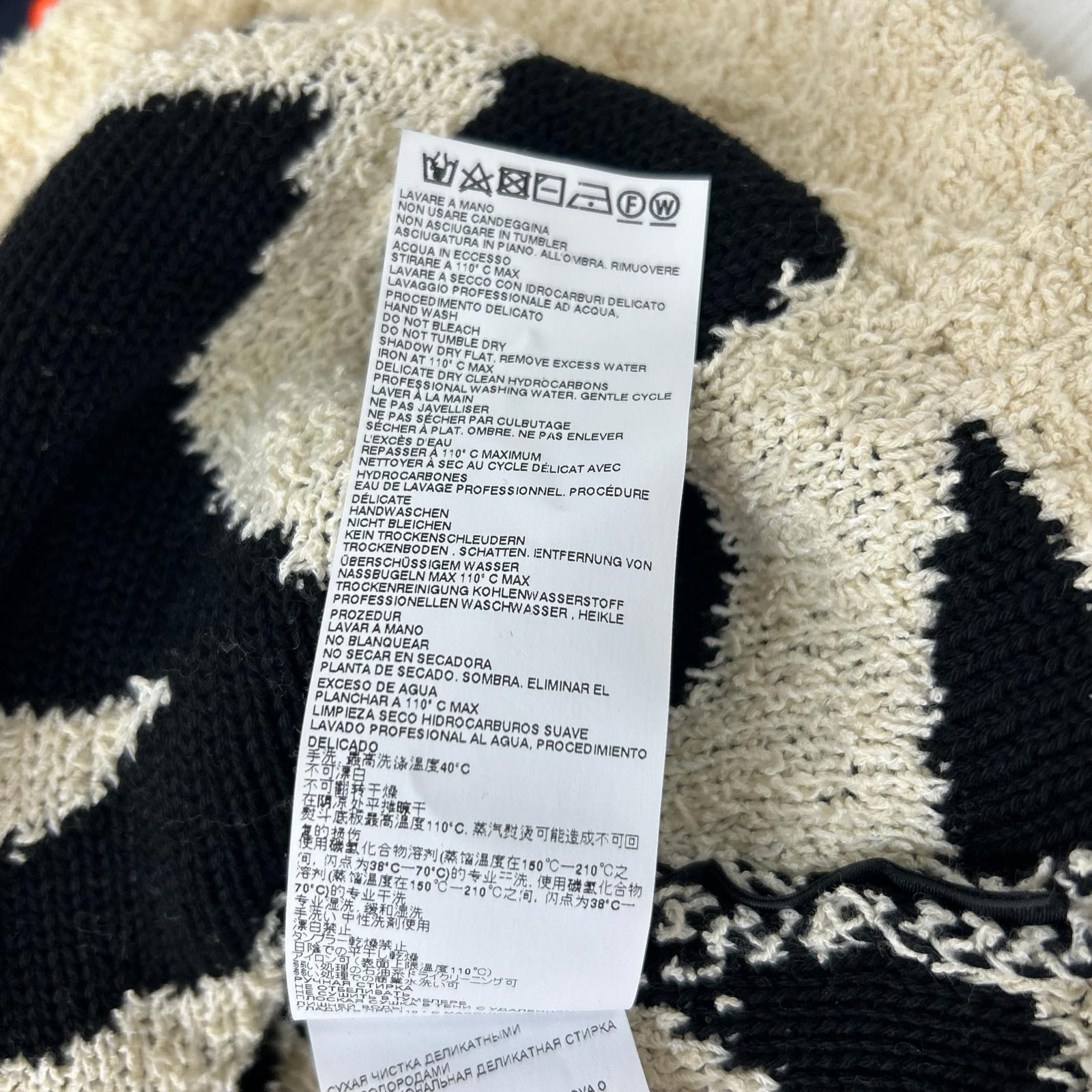 Just Cavalli ジャストカヴァリ ベージュ×ブラック コットン混 ゼブラ柄 クロップドニットカーディガン トップス