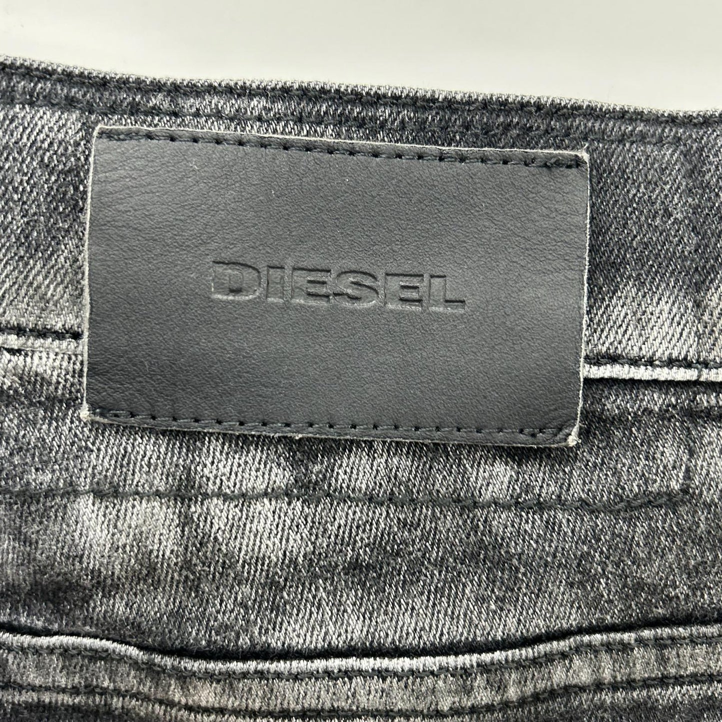 DIESEL ディーゼル ブラック D-AMUY グラデーション スキニーパンツ ボトムス