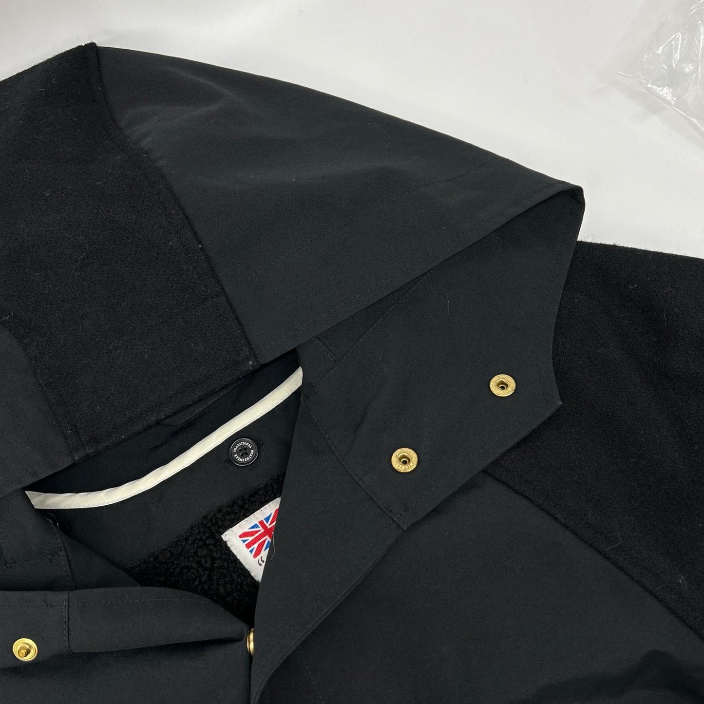 TRADITIONAL WEATHERWEAR トラディショナルウェザーウェア ブラック ウール×ナイロン ライナー付き ケープコート コート