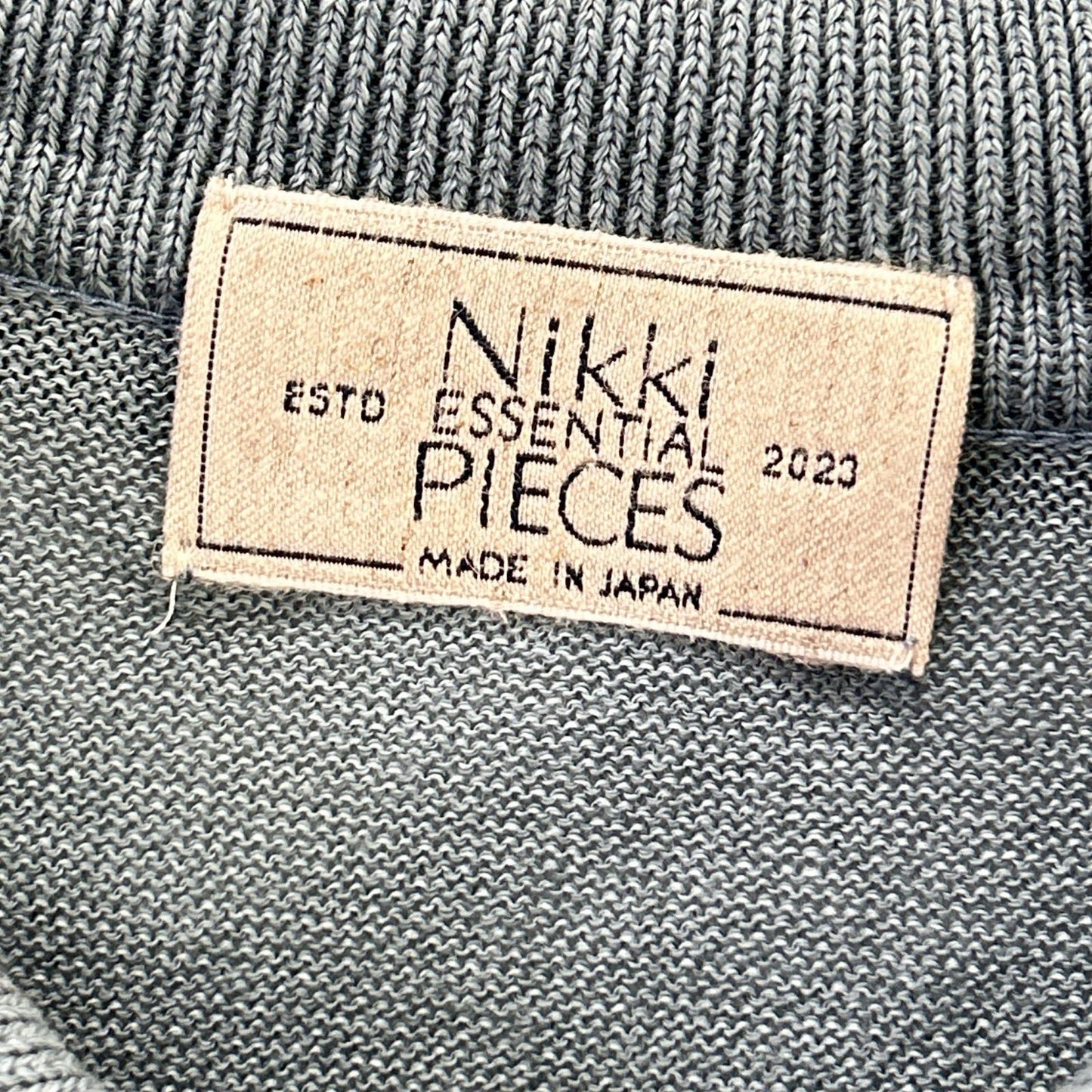 NIKKI ESSENTIAL PIECES ニッキエッセンシャルピーシーズ NEP-SS2530 25SS ブルー ニットポロトップス トップス