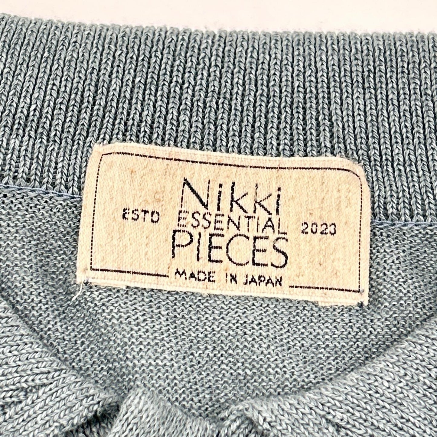 NIKKI ESSENTIAL PIECES ニッキエッセンシャルピーシーズ NEP-SS2530 25SS ブルー ニットポロトップス トップス