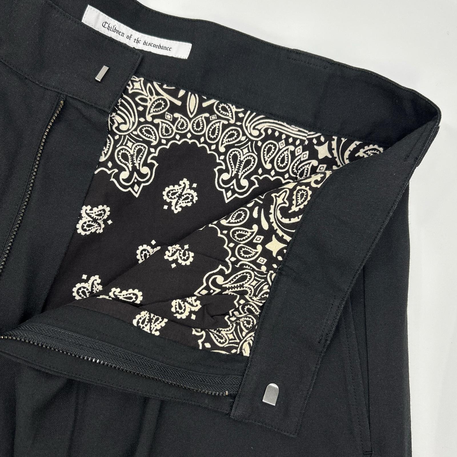Children of the discordance チルドレンオブザディスコーダンス COTDPT-352B ブラック INTAGE BANDANA WIDE SHORT PANTS ボトムス