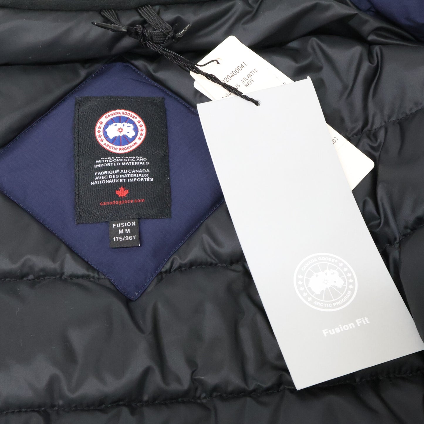 CANADA GOOSE カナダグース 【新品/国内正規（株）サザビーリーグ】5079MA Lodge ロッジ ダウンジャケット ジャケット