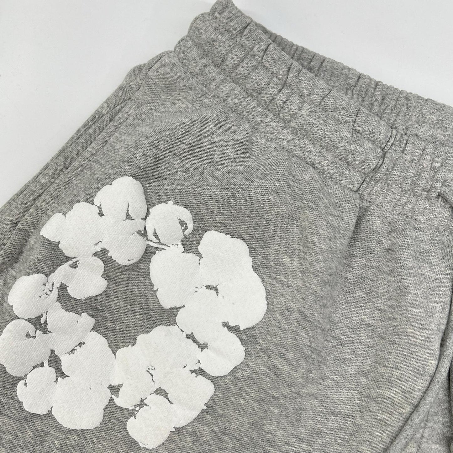 Denim Tears デニムティアーズ グレー コットン Wreath Open Hem Sweatpants ボトムス