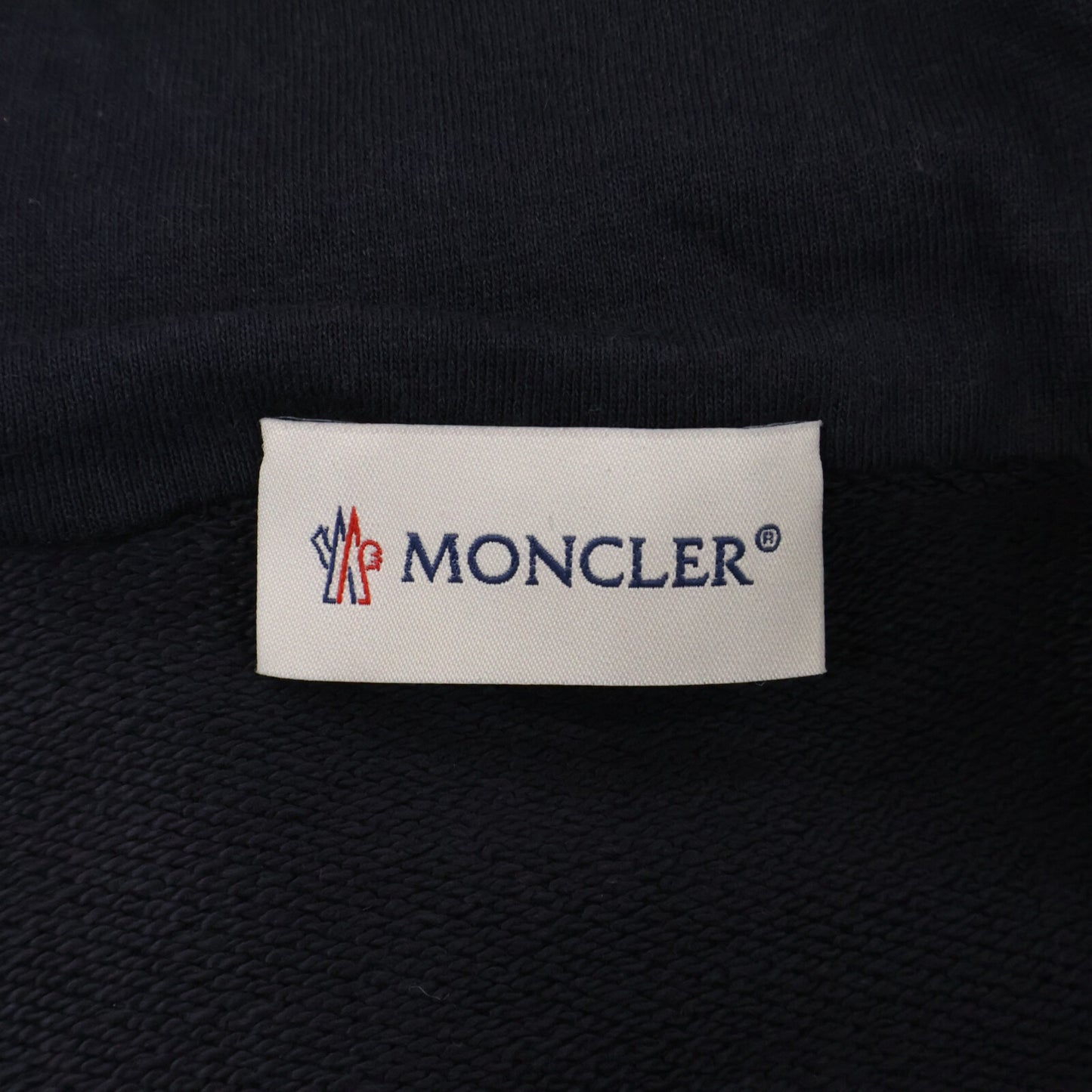 MONCLER モンクレール 【新品/25年製】L10918G00019 ZIP UP CARDIGAN Mロゴワッペン ジップアップ パーカー トップス