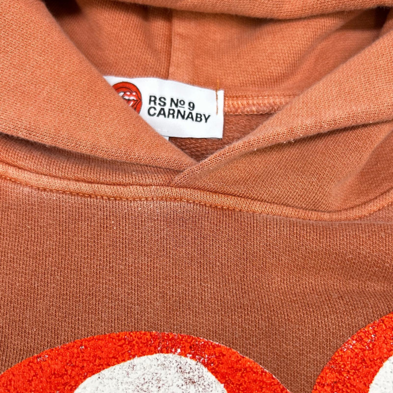 RS No.9 アールエス ナンバーナイン レッド The Rolling Stones Carnaby CLASSIC RS LOGO PUFF PRINT HOODIE トップス