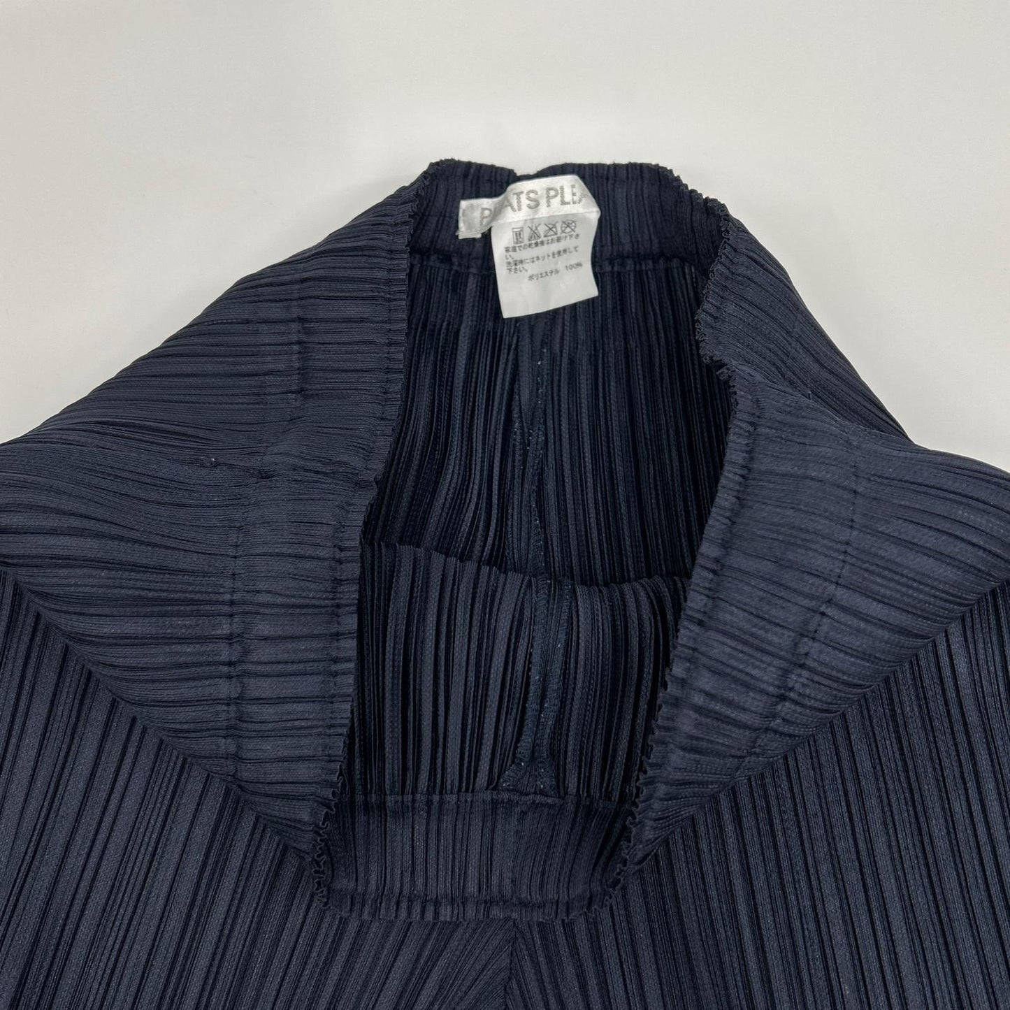 PLEATS PLEASE プリーツプリーズ 13年製 PP33-JF404 ネイビー リラックスパンツ ボトムス