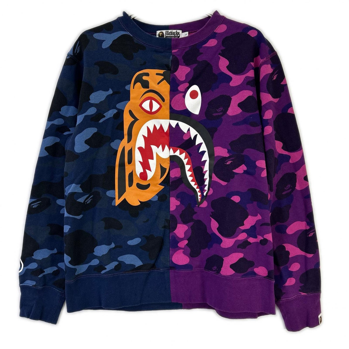 A BATHING APE アベイシングエイプ マルチカラー シャークスウェット トップス