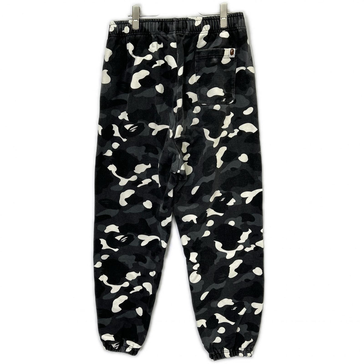 A BATHING APE アベイシングエイプ グレー シャークパンツ ボトムス