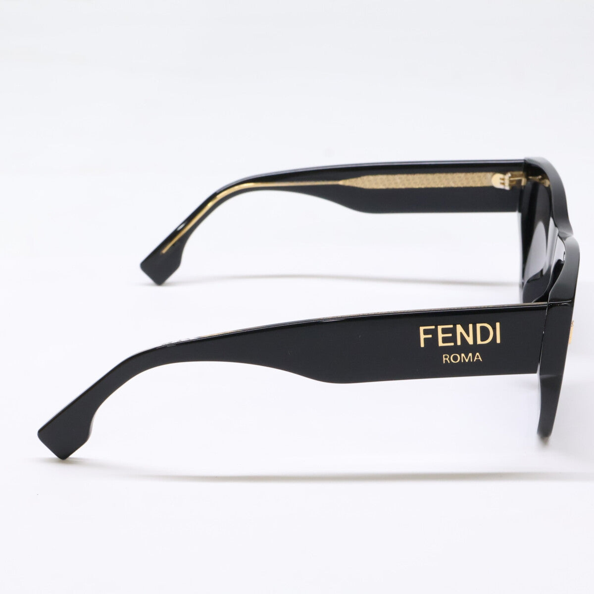 FENDI フェンディ 【美品】FE40100I 01A ROMA スクエアシェイプ サングラス
