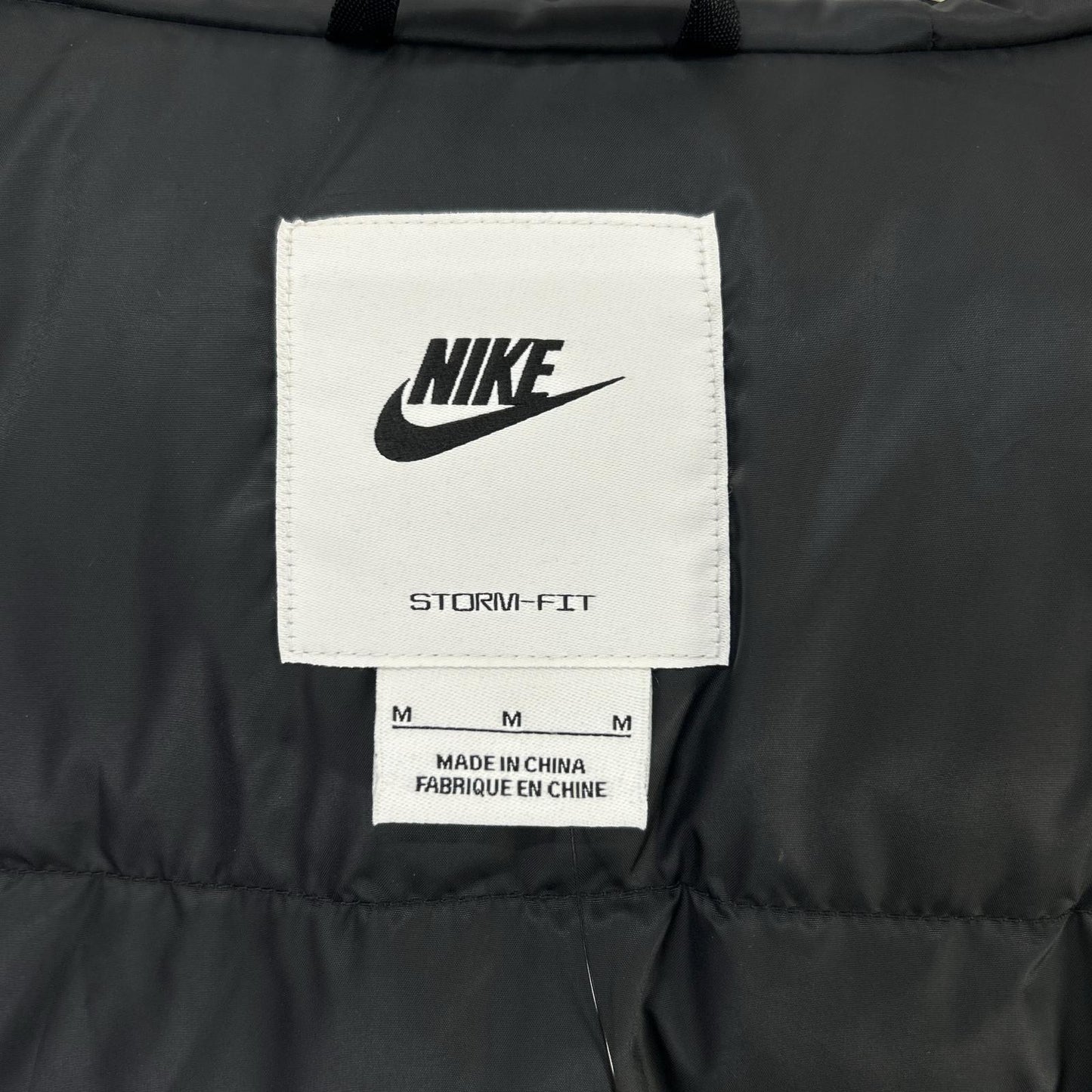 NIKE ナイキ DV1132-010 ブラック Storm-FIT ウィンドランナー ジャケット