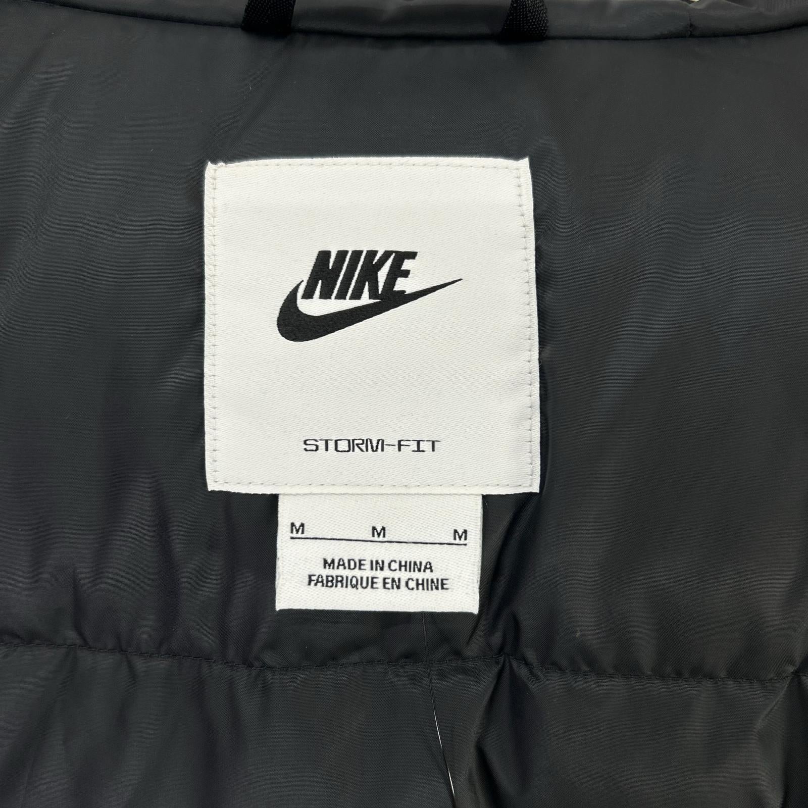 NIKE ナイキ DV1132-010 ブラック Storm-FIT ウィンドランナー ジャケット
