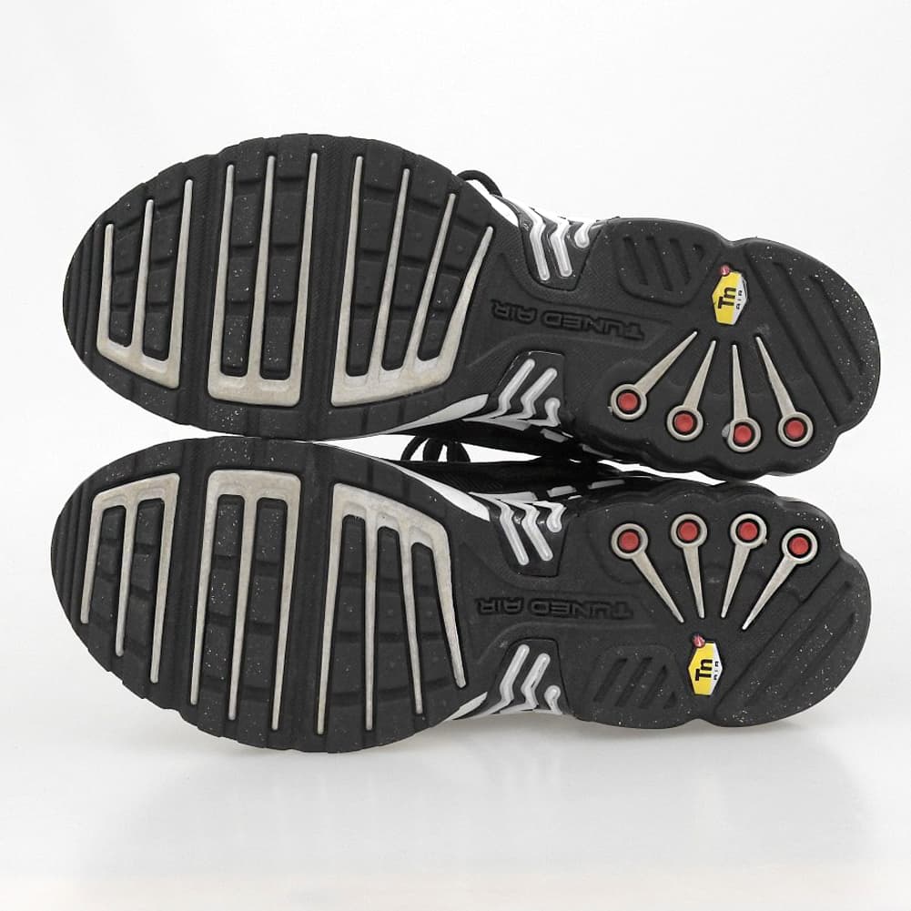 NIKE ナイキ 美品 Air Max Plus 3 シューズ メンズ 黒 ブラック 27cm HF3838-001 シューズ