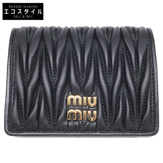 MIUMIU ミュウミュウ 【新品未使用】5MV204 AFPP F0002 MATELASSE マテラッセ 二つ折り財布 二つ折り財布（小銭入れあり）
