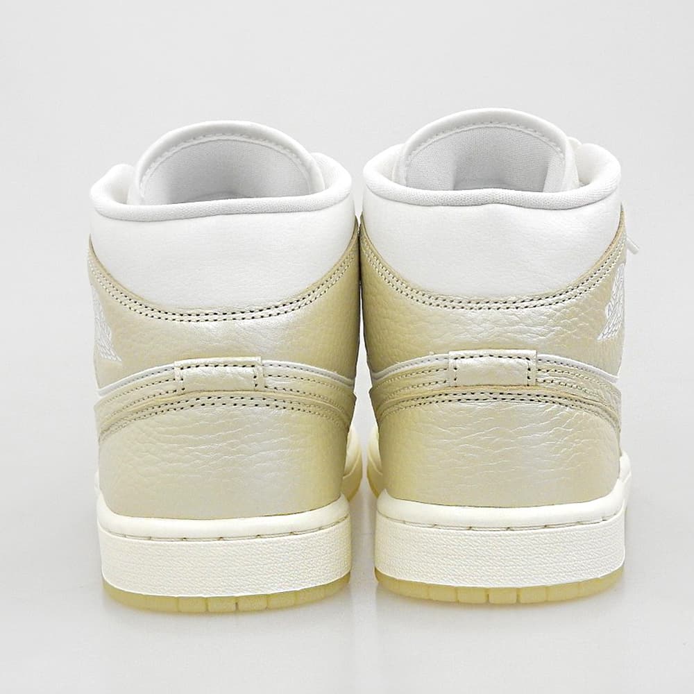 NIKE ナイキ 未使用 AIR JORDAN 1 MID SE シューズ メンズ sail/team gold-pale ivory ホワイト×ゴールド 26cm HV5159-100 シューズ