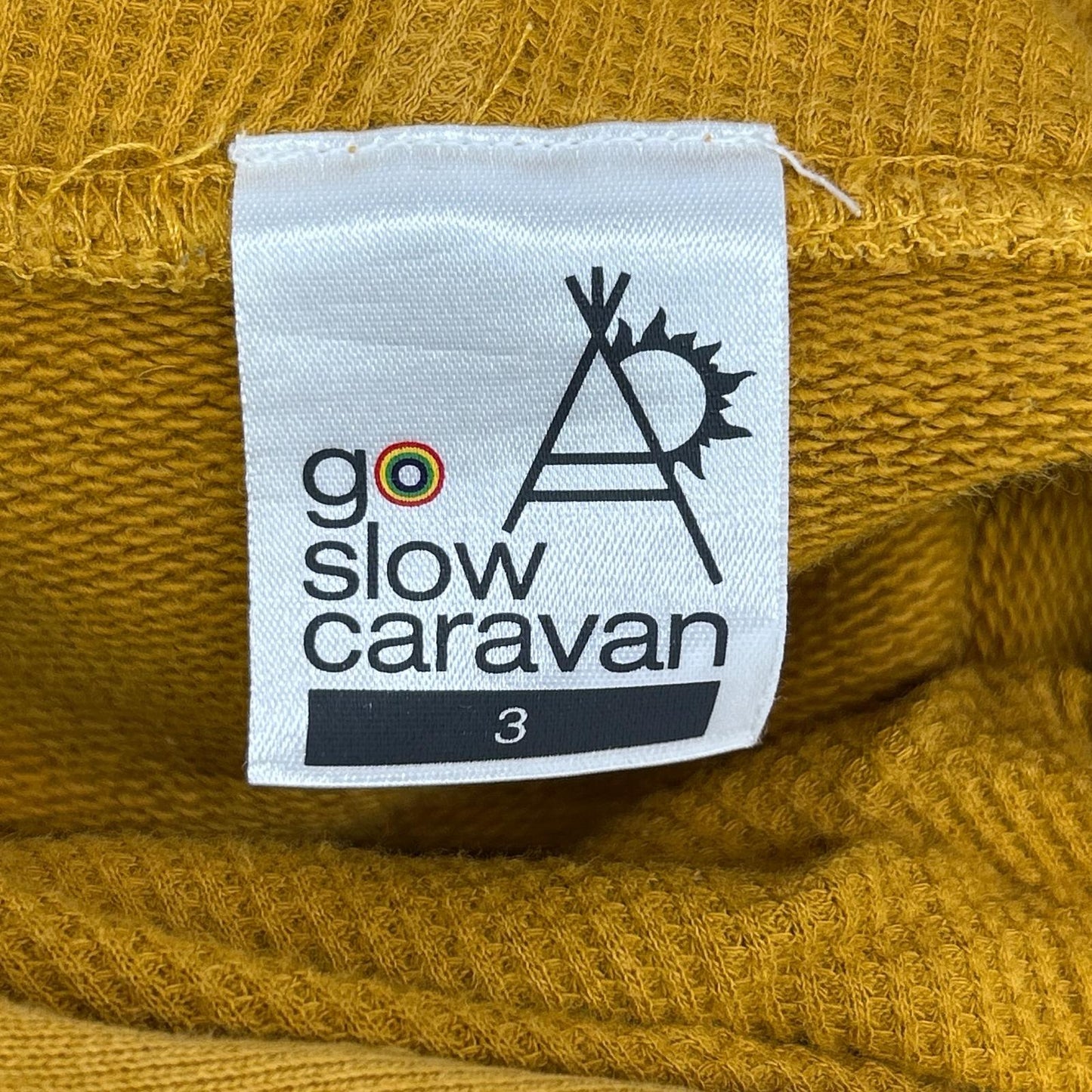 GO SLOW CARAVAN ゴースローキャラバン 【×STREET FIGHTER2】イエロー プリント フーデッドプルオーバー トップス