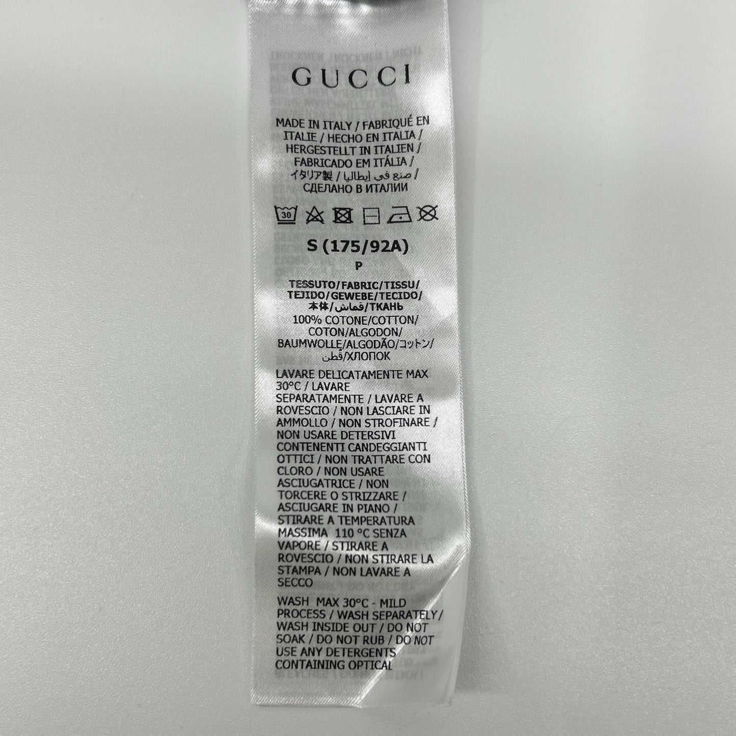 GUCCI グッチ ブラック Tonal Brand Logo Tee トップス
