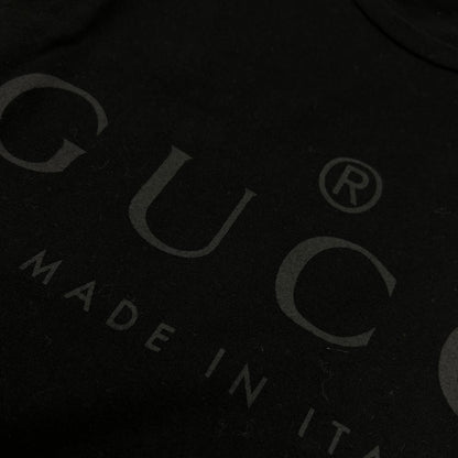 GUCCI グッチ ブラック Tonal Brand Logo Tee トップス