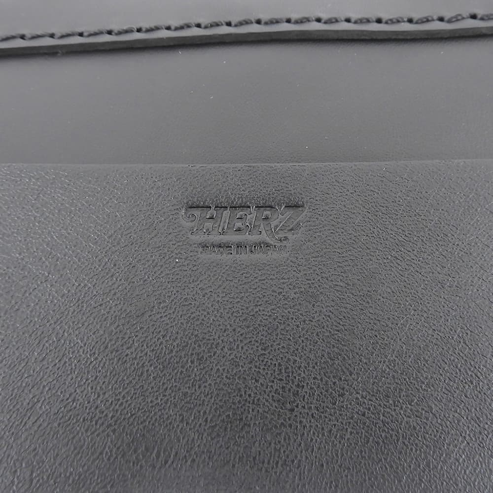 HERZ ヘルツ 美品 パクットショルダー バッグ レディース ブラック AIB-2603 ショルダーバッグ