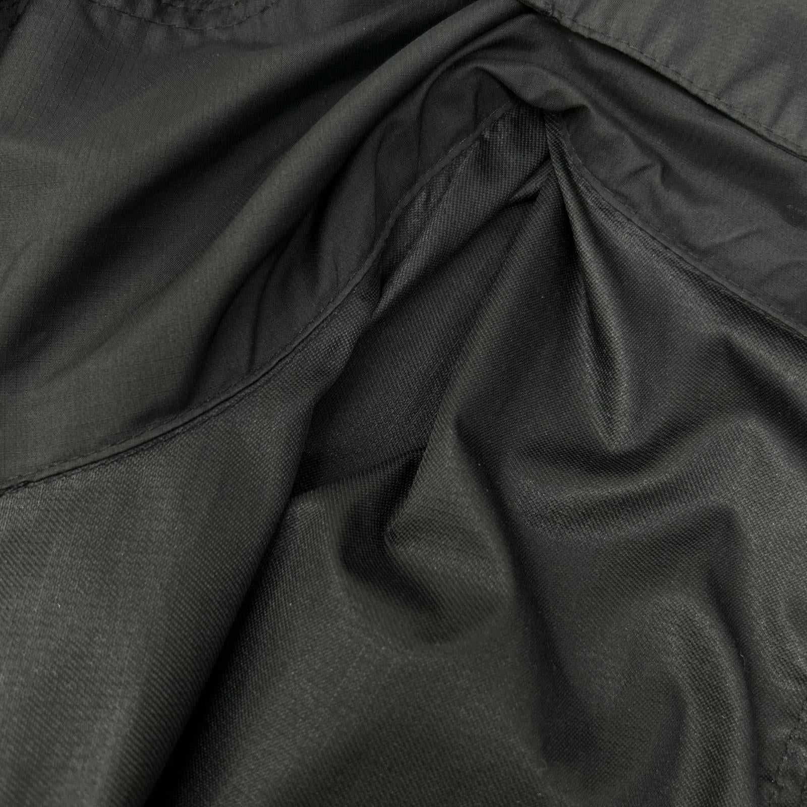 Patagonia パタゴニア 83650 ブラック エッセンシャルプルオーバー ジャケット
