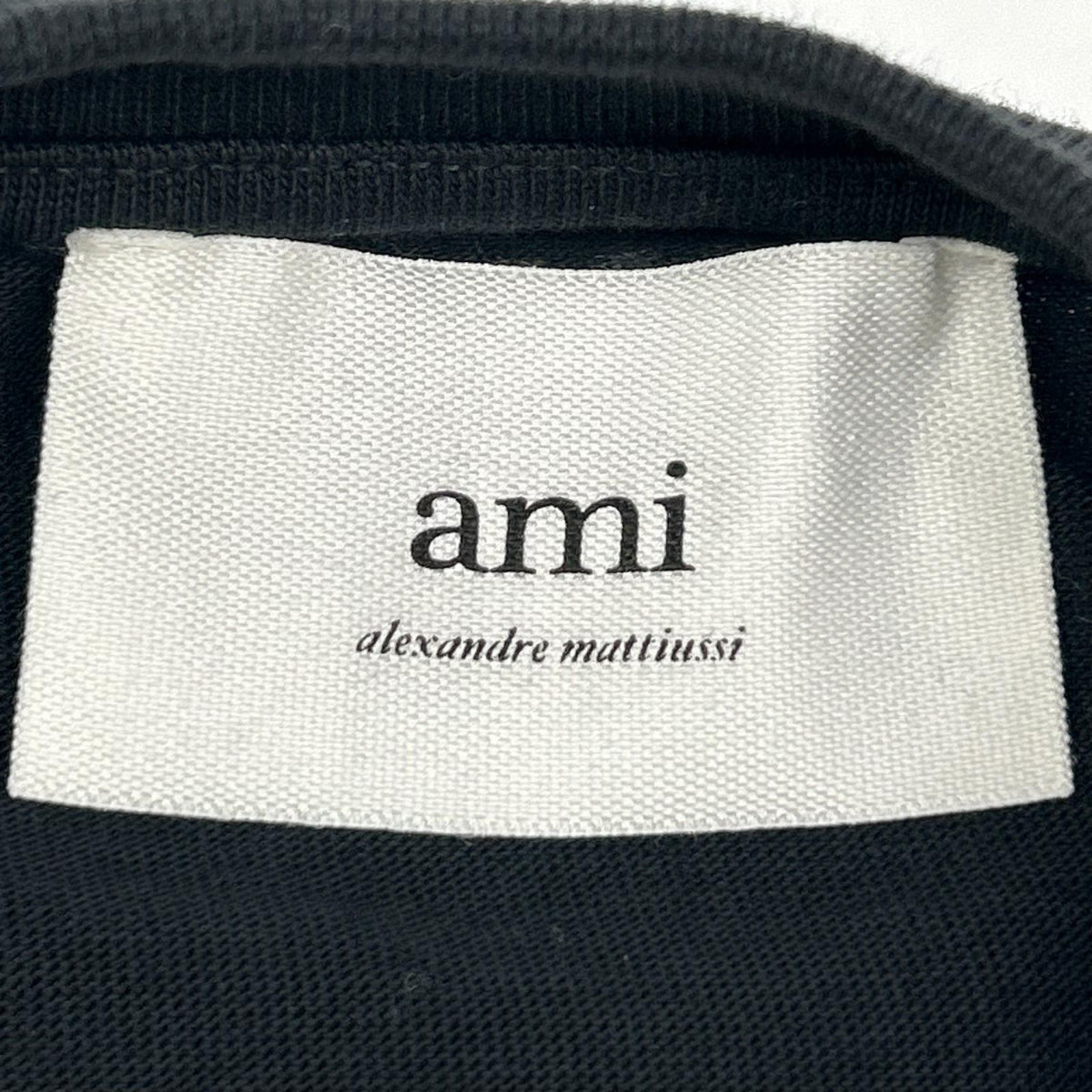 AMI PARIS アミパリス ブラック ハート刺繍 半袖Tシャツ トップス