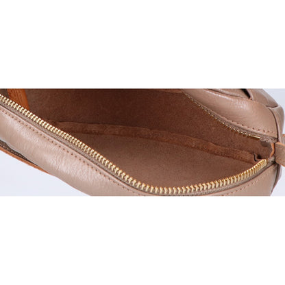 IL BISONTE Il Bisonte 【Excellent condition】Leather mini crossbody bag/shoulder bag