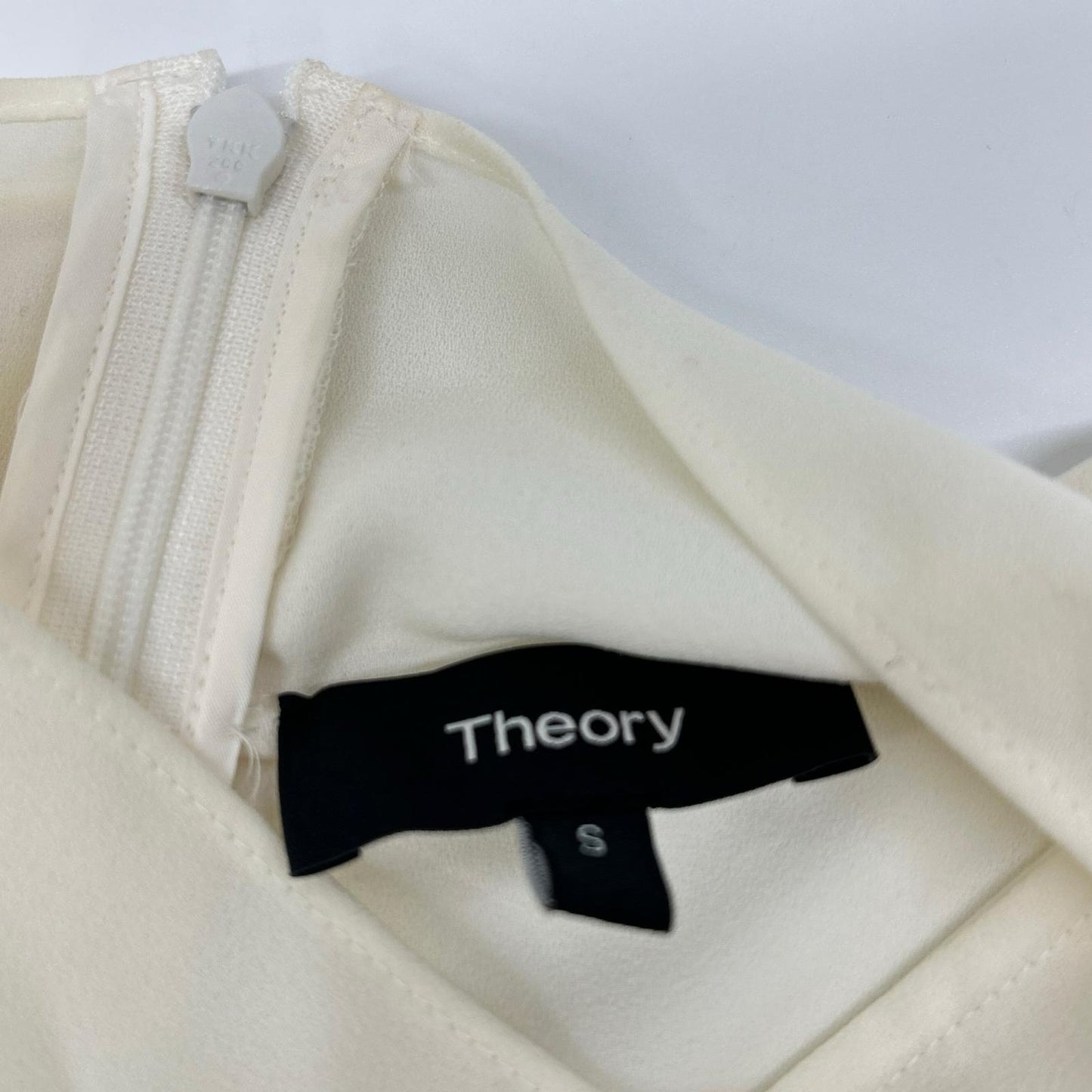Theory セオリー 01-0308212-150 アイボリー スタンドカラー ボウタイブラウス トップス