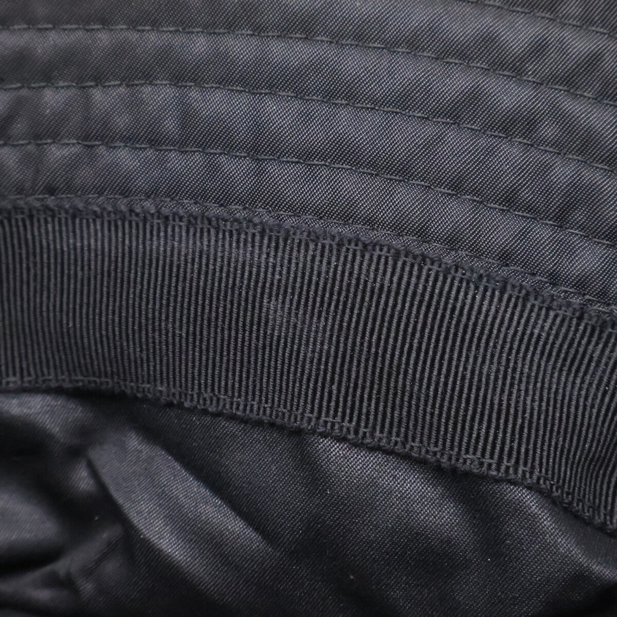 PRADA プラダ 【美品/国内正規】2HC137 2DMI Re-Nylon ナイロン バケットハット 帽子