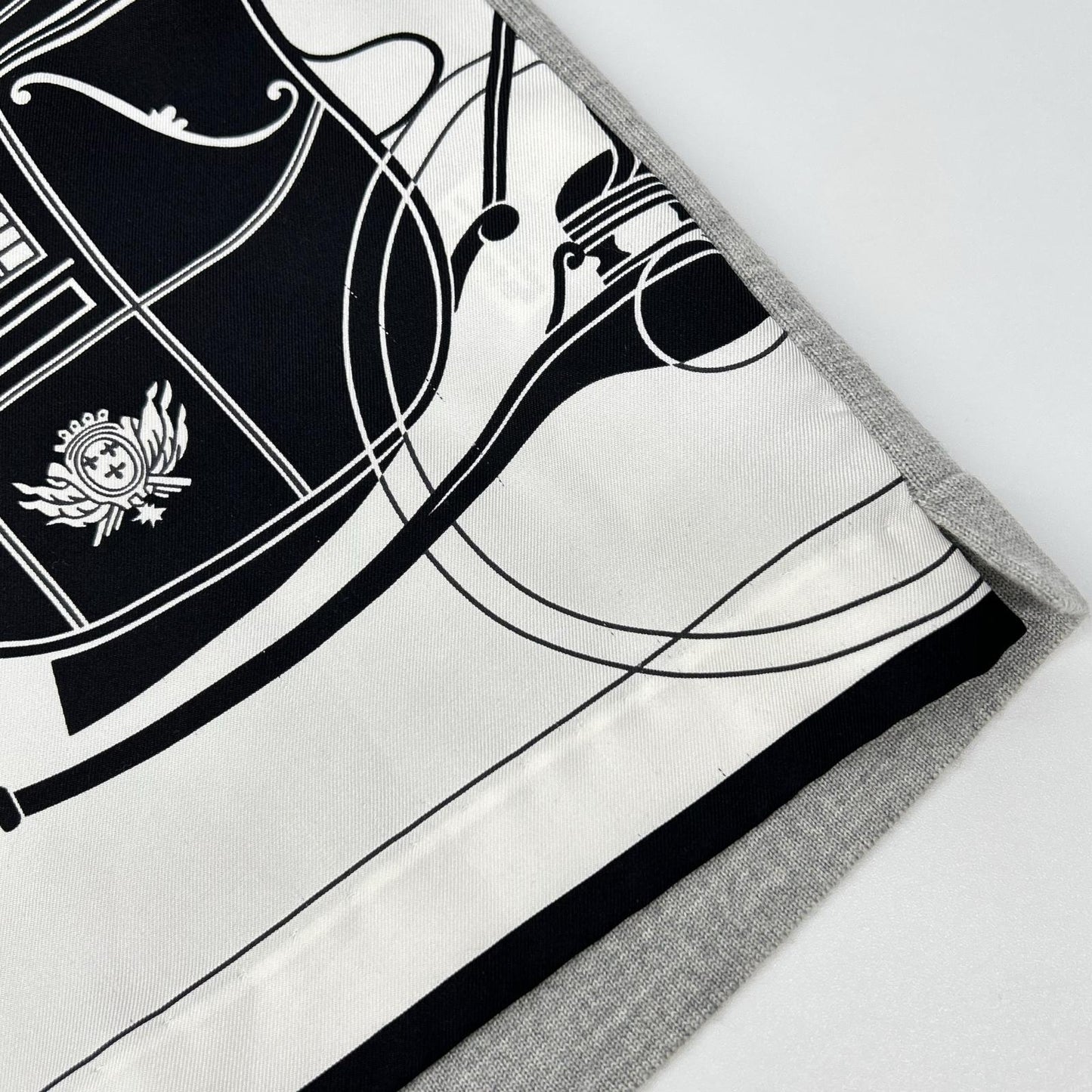 HERMES エルメス ホワイト×グレー ツイルレーヌ・ノースリーブニット トップス