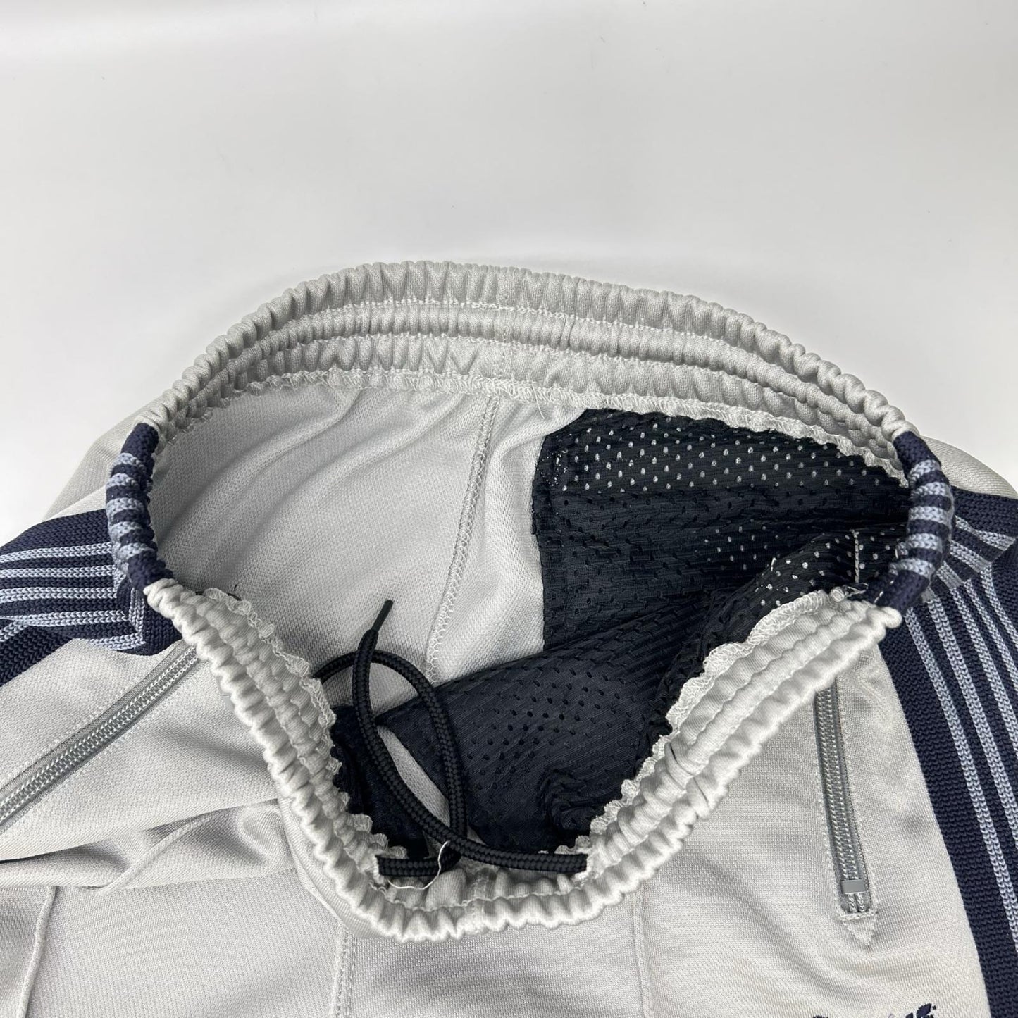 needles ニードルズ MR446 グレー×ネイビー STUDIOUS別注トラックパンツ ボトムス