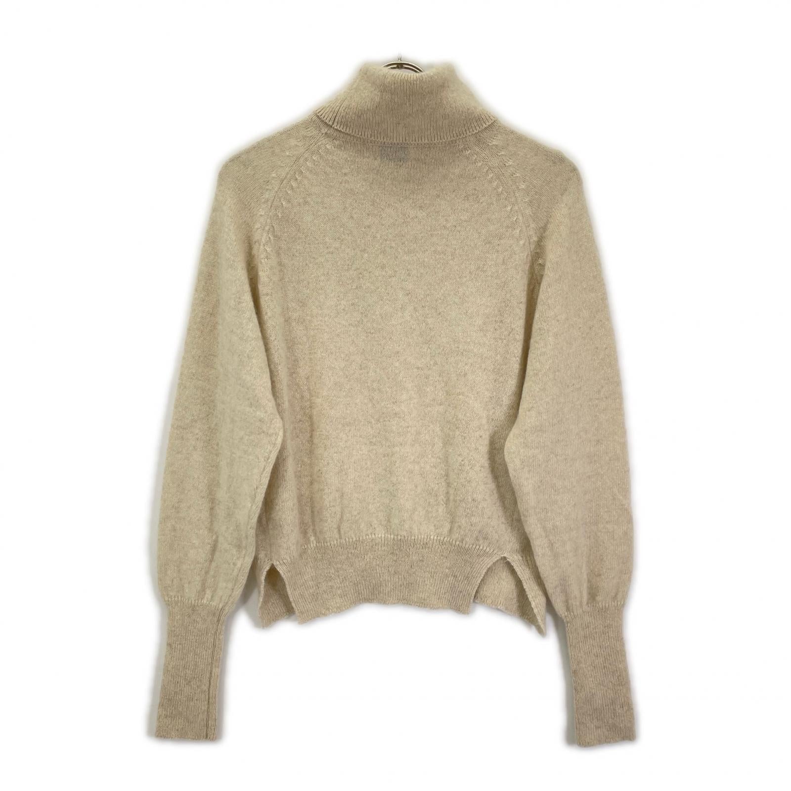 NIKKI ESSENTIAL PIECES ニッキエッセンシャルピーシーズ ホワイト ウール ニット トップス