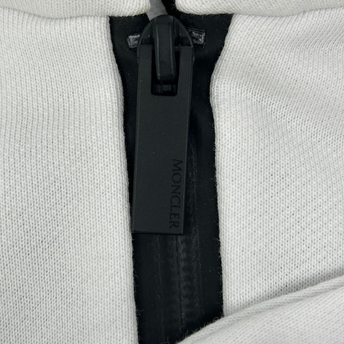 MONCLER モンクレール 21年製 ホワイト ハーフジップ パーカー トップス
