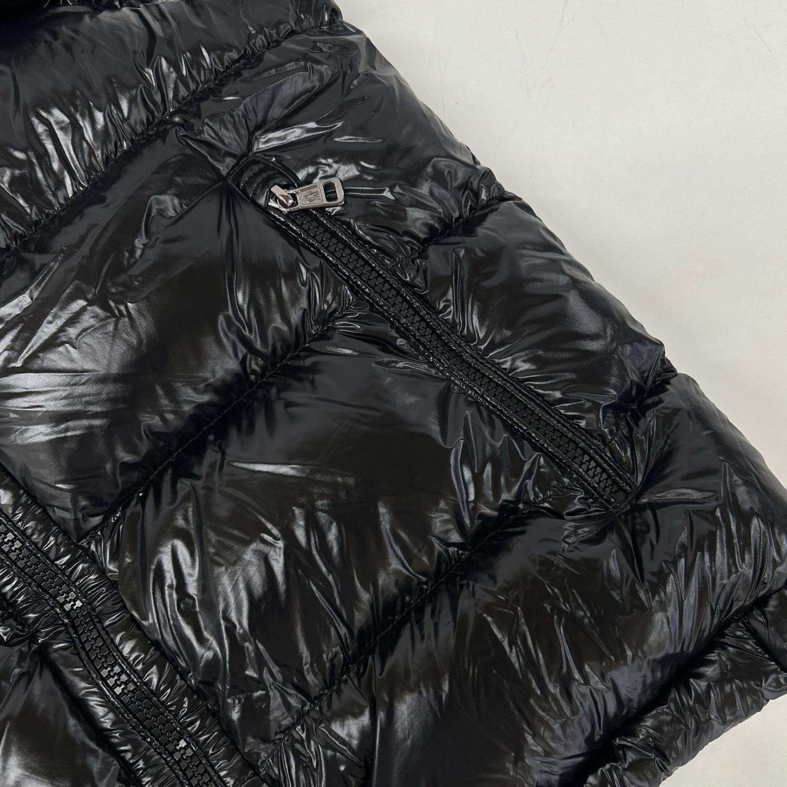 MONCLER モンクレール 【美品】BORMES フード付 ダウン ベスト