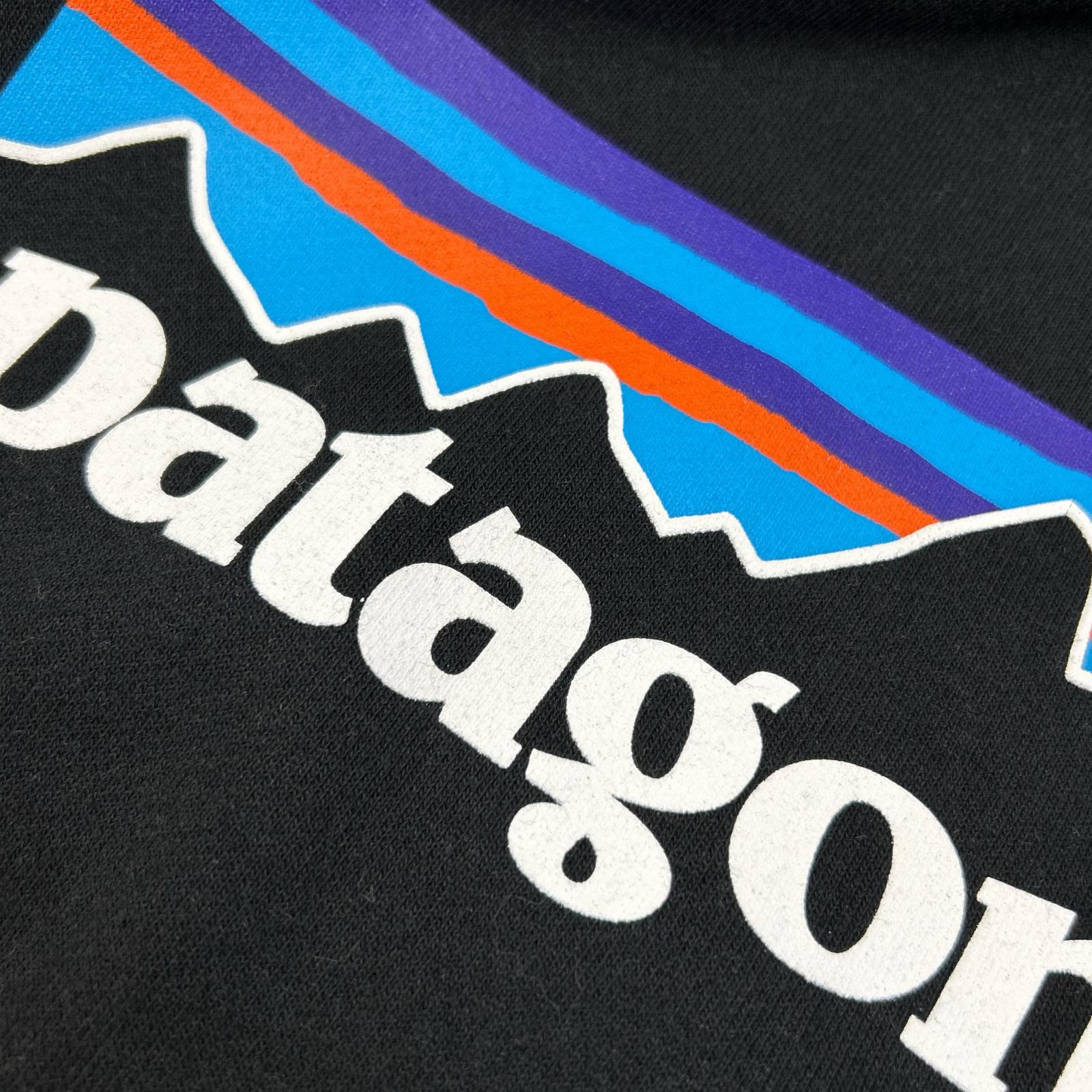 Patagonia パタゴニア 39622FA21 ブラック ロゴ パーカー トップス