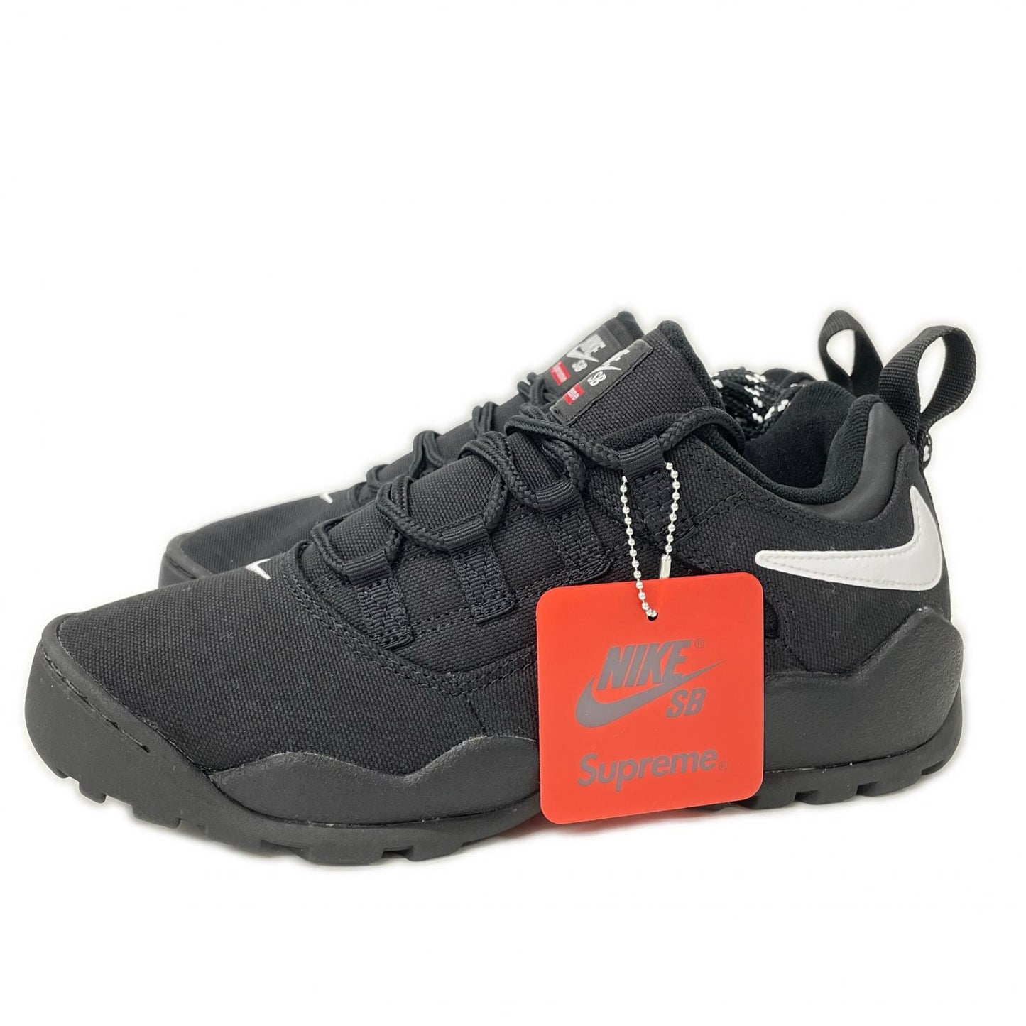NIKE ナイキ 【新品同様】FQ3000-001 SB DARWIN LOW スケートボーディング ダーウィン ロー シュプリーム スニーカー シューズ