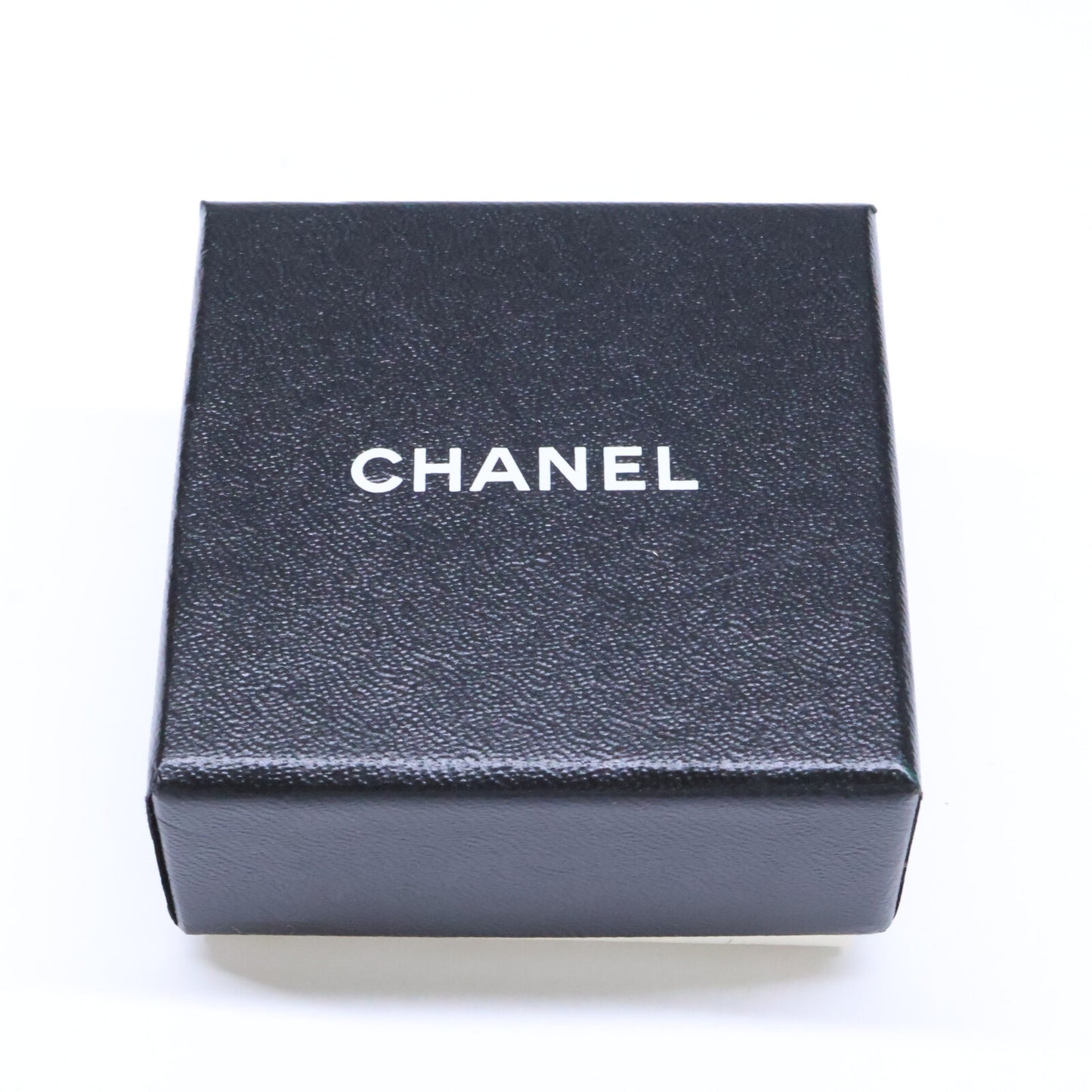 CHANEL シャネル 【美品】04V ロゴプレート キーホルダー