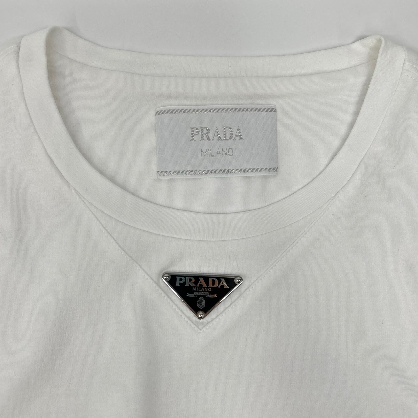 PRADA プラダ UJN861 ホワイト ロゴプレート付き Tシャツ トップス
