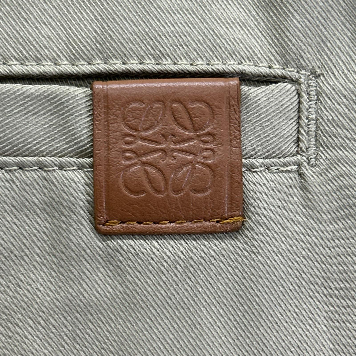 LOEWE ロエベ ブラウン パウラズ・イビザ プリーツショーツ パンツ ボトムス
