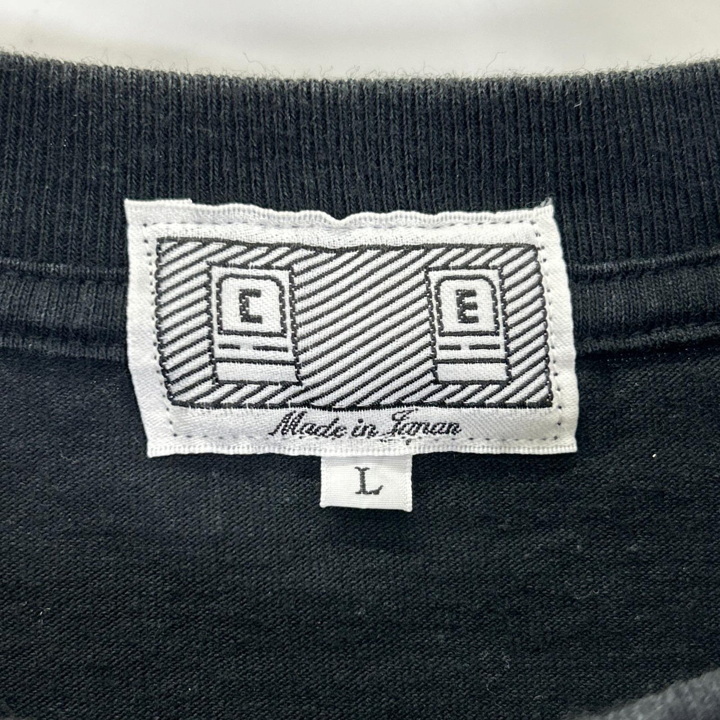 C.E CAV EMPT シーイー キャブ エンプト 011100100 ブラック ロングスリーブ バックプリント Tシャツ トップス