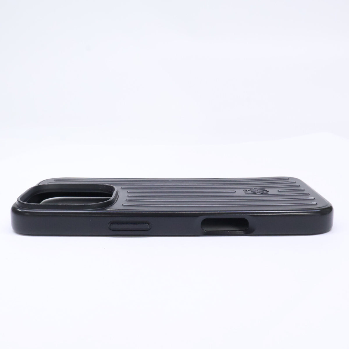 RIMOWA リモワ 95116013 iPhone 16 Pro用 アルミニウム スマホケース その他
