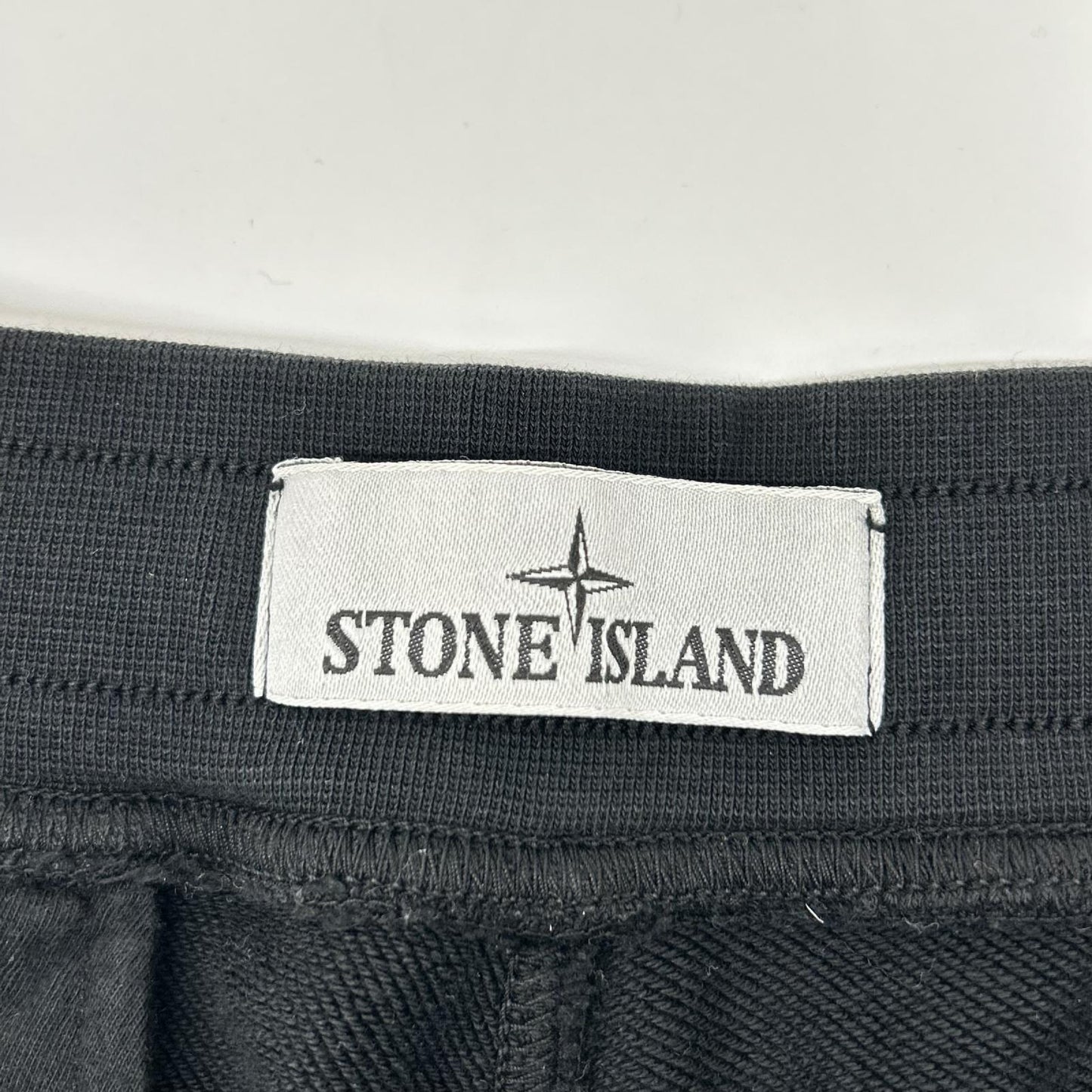 STONE ISLAND ストーンアイランド ブラック ORGANIC COTTON FLEECE ハーフパンツ ボトムス