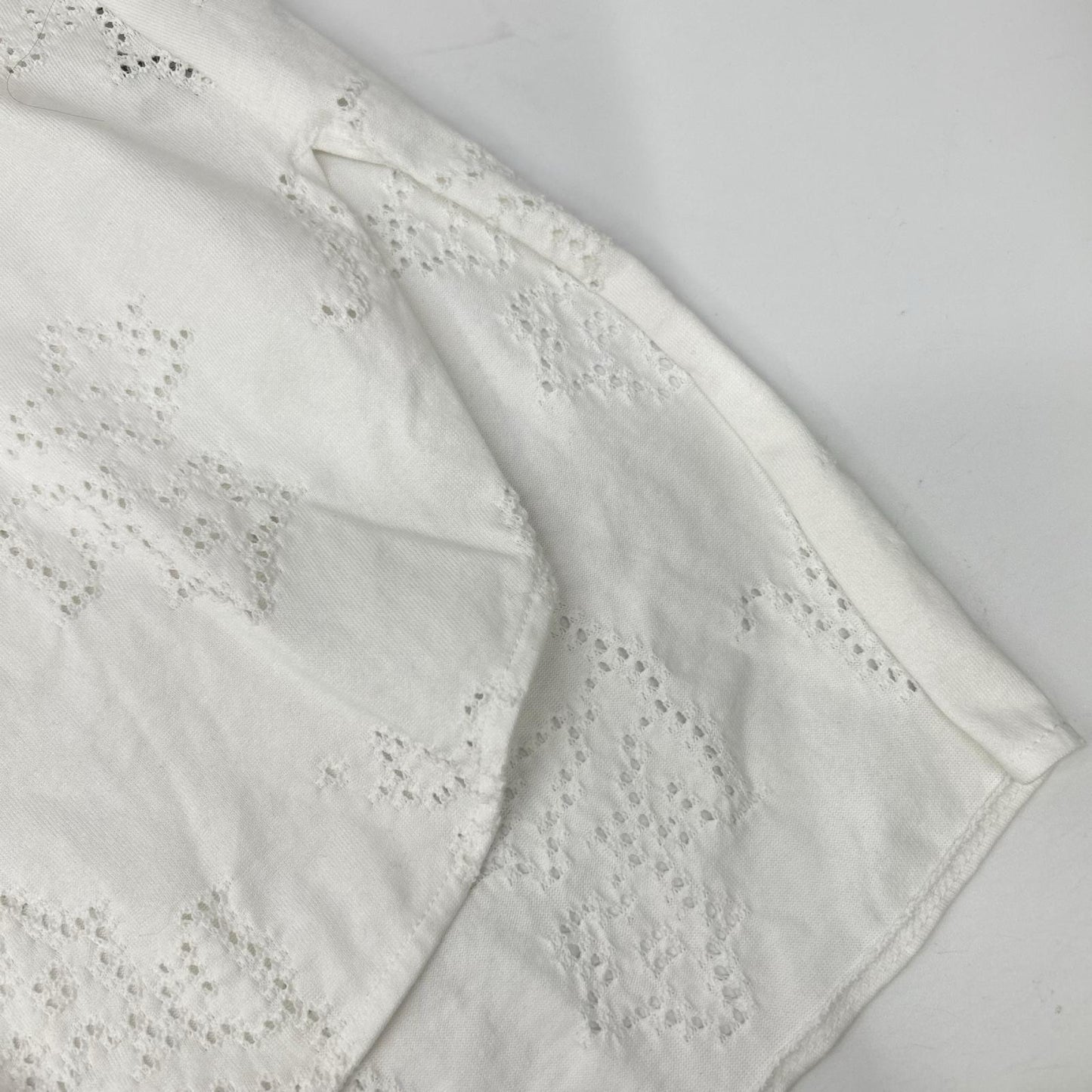 Mame Kurogouchi マメクロゴウチ MM25SS-JS071 ホワイト Eyelet Jersey Jacquard Top トップス