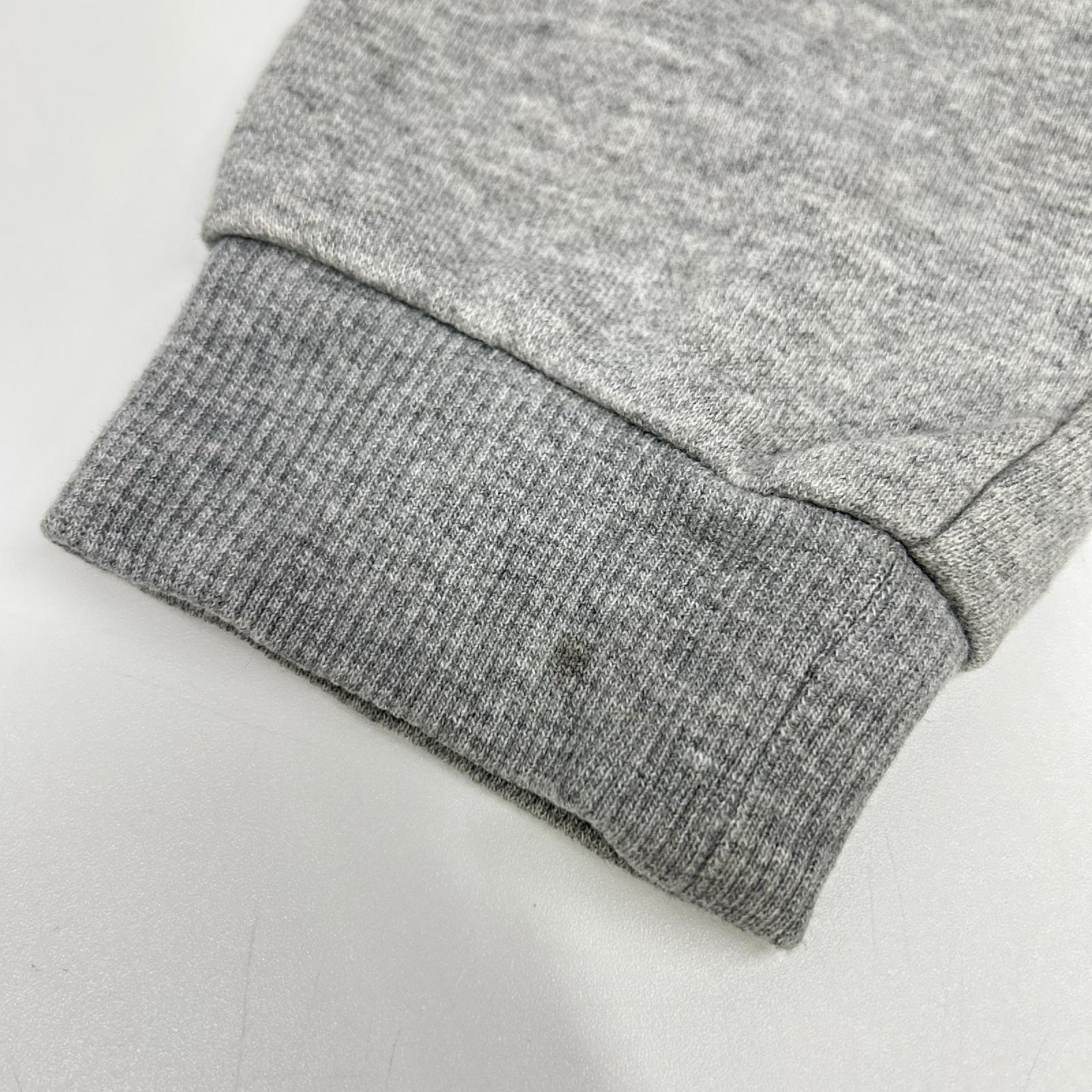 A.P.C. アーペーセー グレー フロントロゴ クルーネック トレーナー トップス