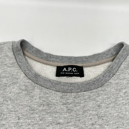 A.P.C. アーペーセー グレー フロントロゴ クルーネック トレーナー トップス
