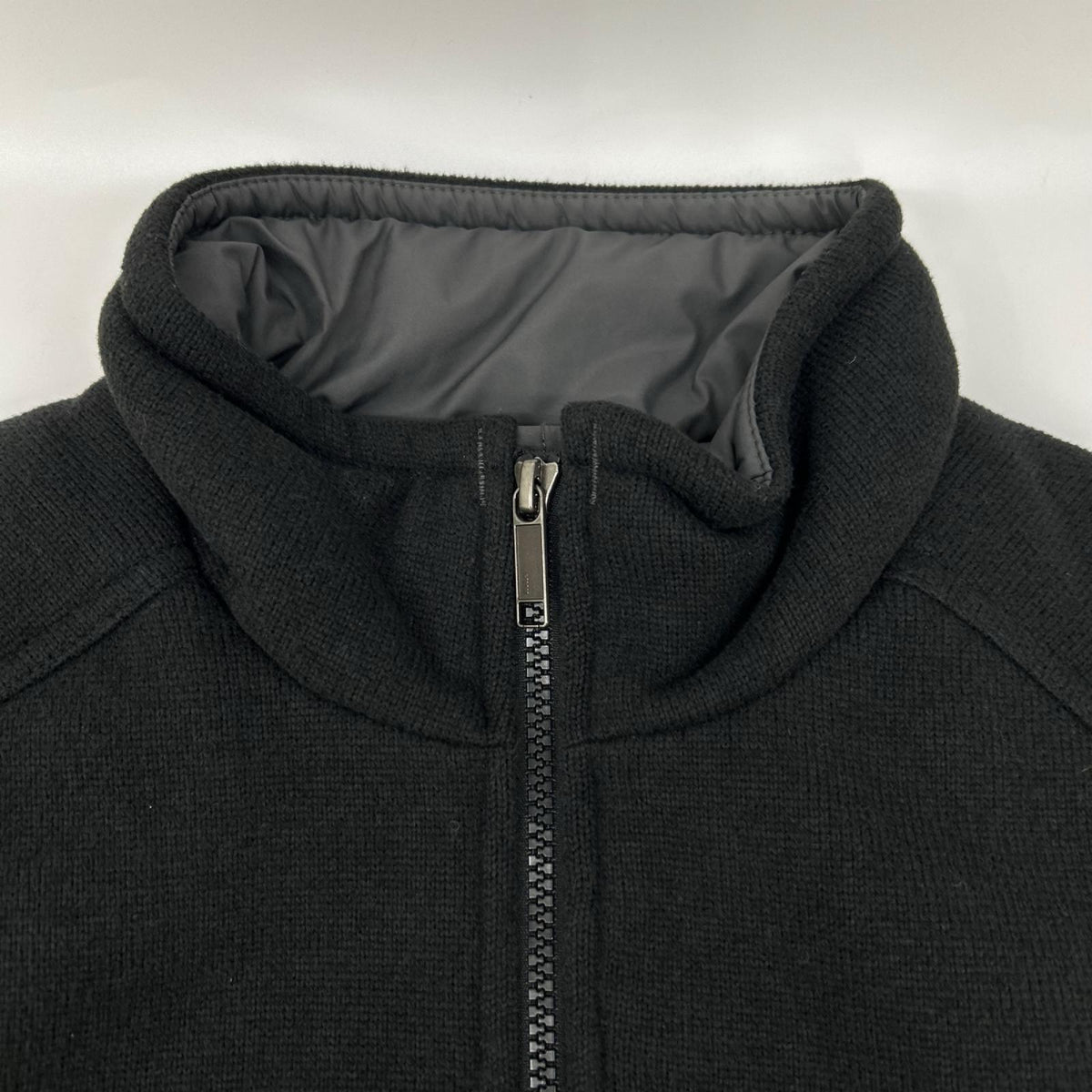 Patagonia パタゴニア 25875 ブラック インサレーテッド・ベター・セーター・ベスト ベスト